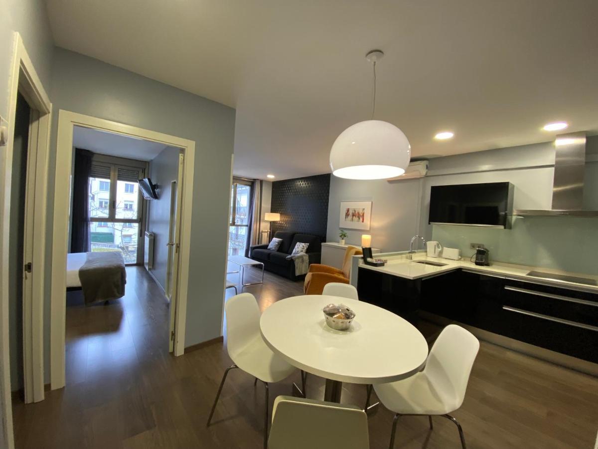 Gros City Apartments ซานเซบาสเตียน ภายนอก รูปภาพ