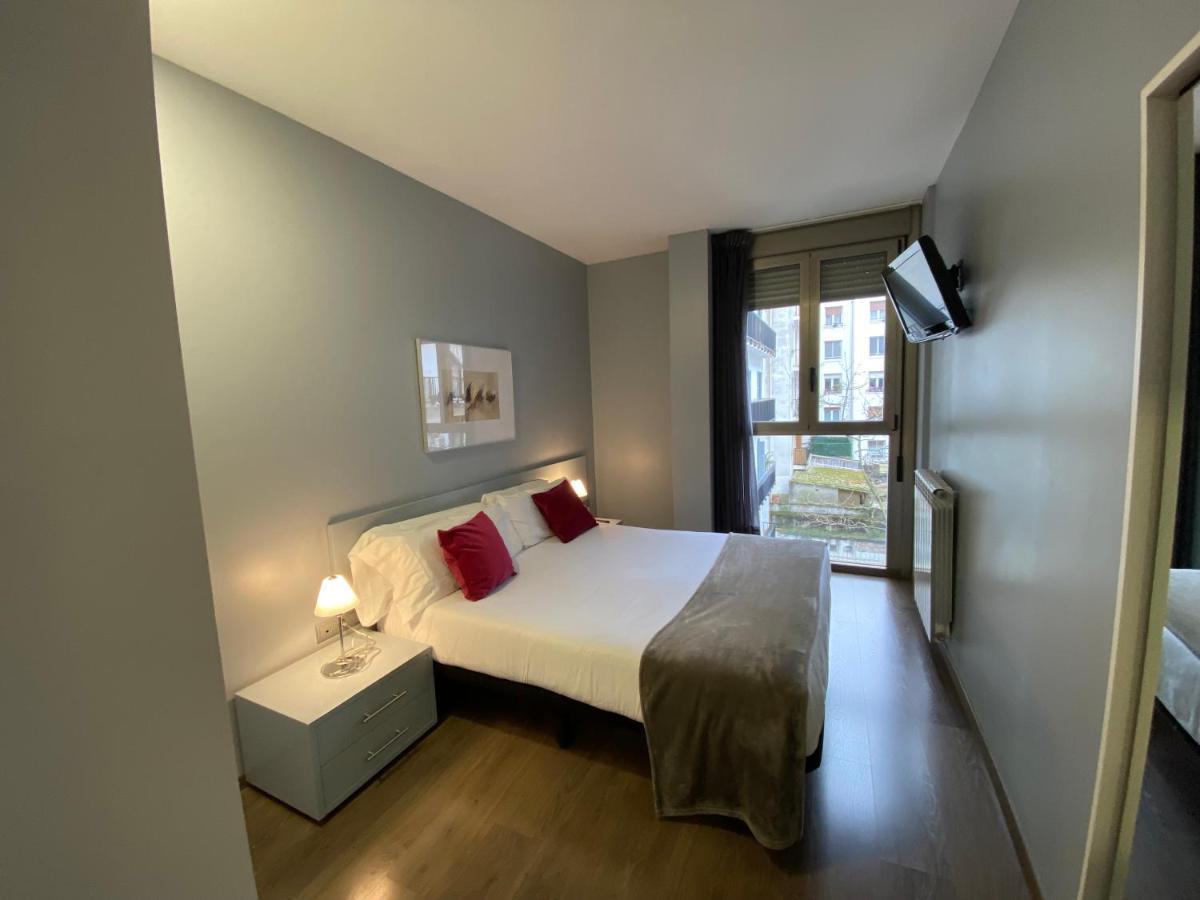 Gros City Apartments ซานเซบาสเตียน ภายนอก รูปภาพ